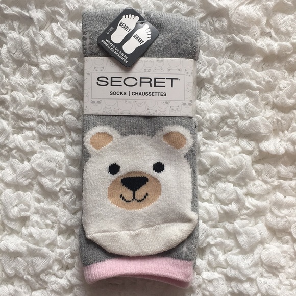 🧦 3/$20 Cute Bearly Awake Bear Socks - Picture 5 of 8